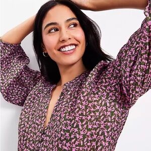 LOFT Floral Split Neck Blouse Pink Green Ditsy Print Popover Top Boho Romantic M